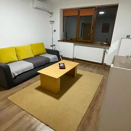 3 - Lizeanu Apartment *