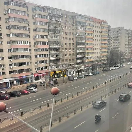 3 - Lizeanu Apartment *